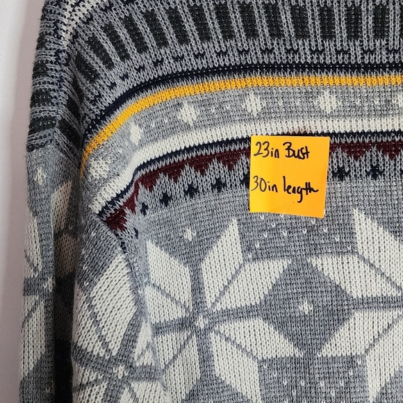 Vintage grey snowflake striped sweater - Picture 4 of 6